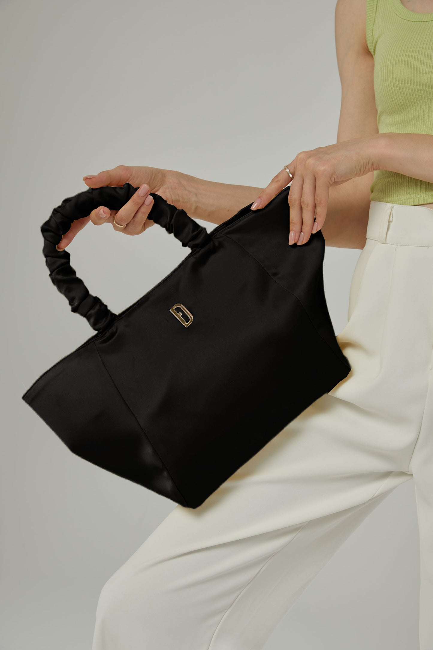 Soufflé Handle Bag - Deep Night