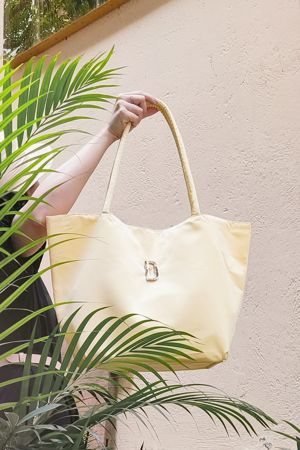 Daily Tote Bag - Creamy Moon