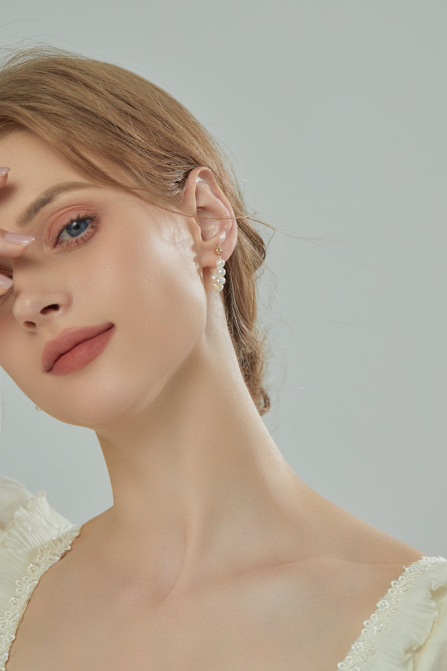 Pearl Earring