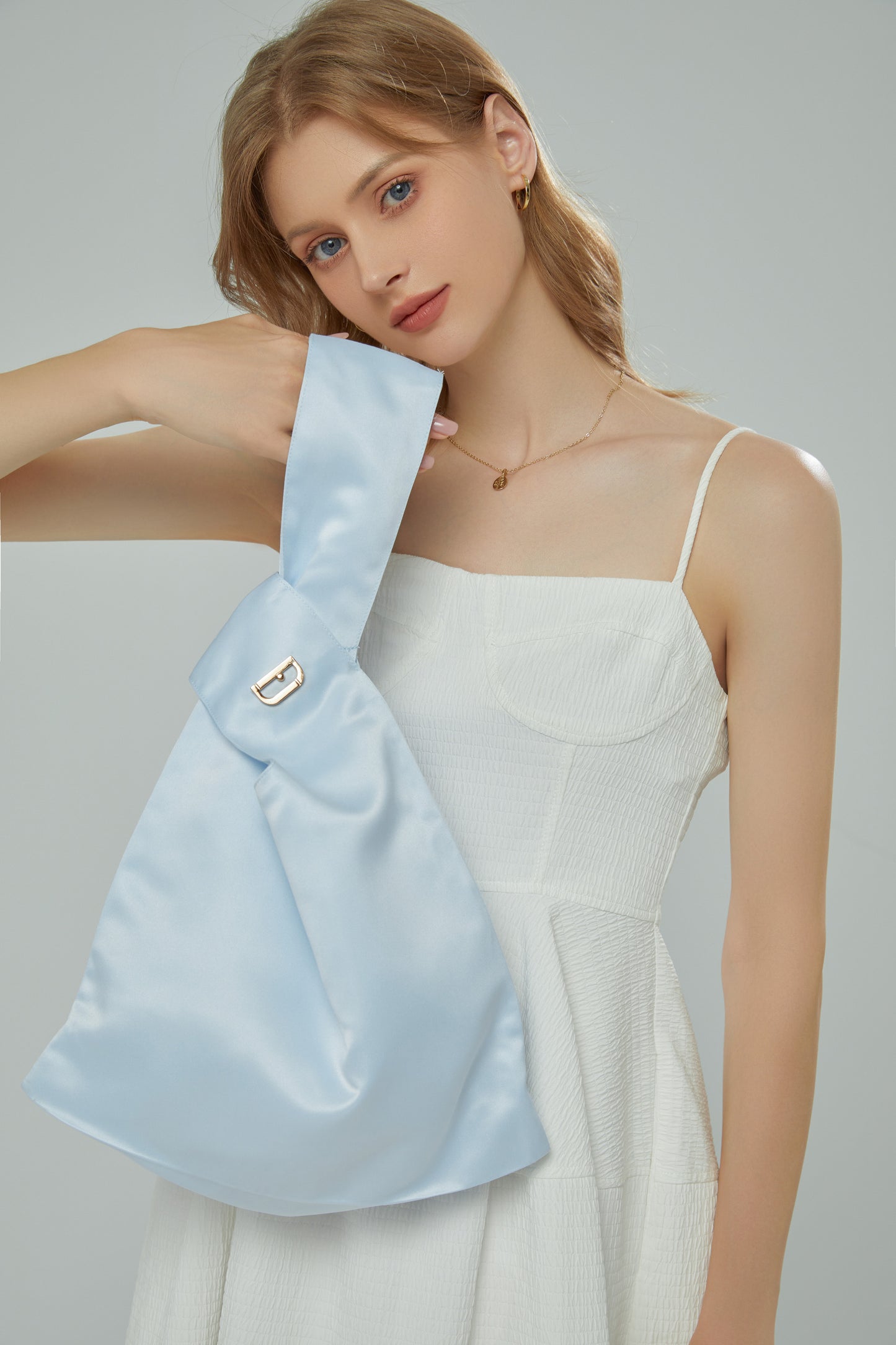 Chill Clutch Bag - Icy Sky